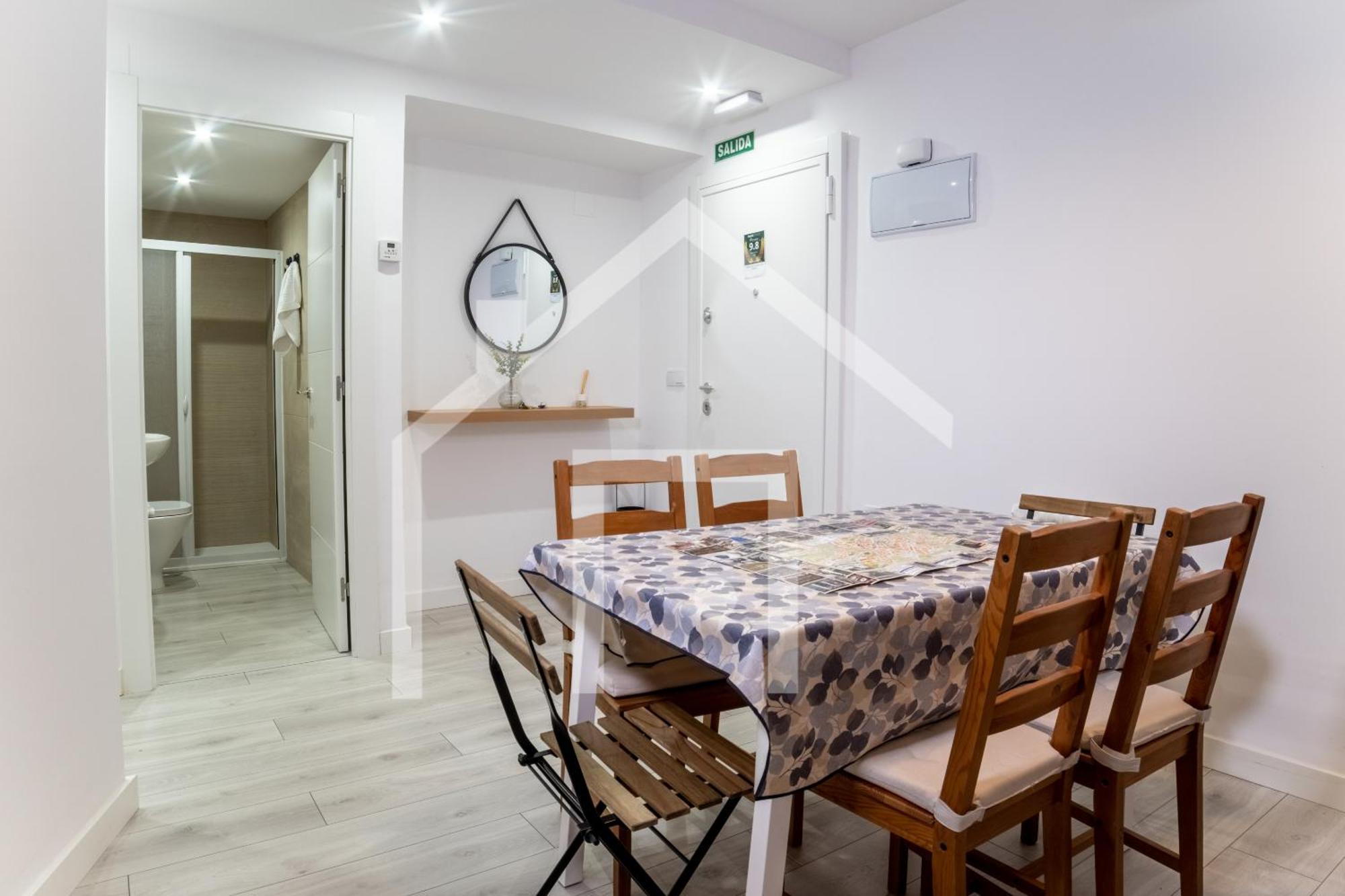 Verso 47 Apartment *